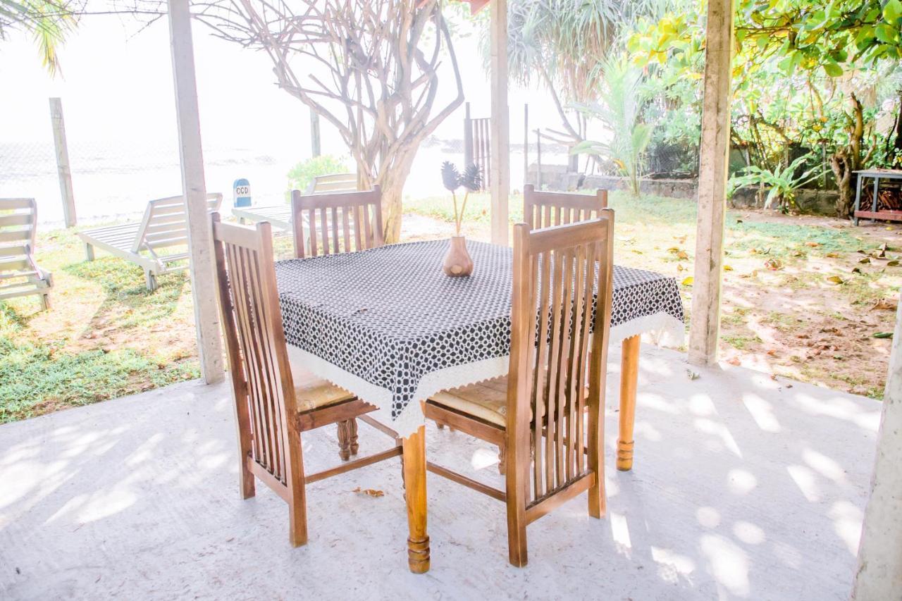 Seven Beach Villa Unawatuna Exterior foto